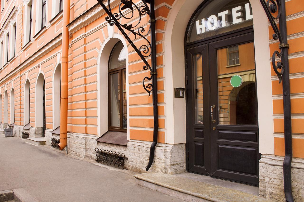 Yellow Hotel San Pietroburgo Esterno foto
